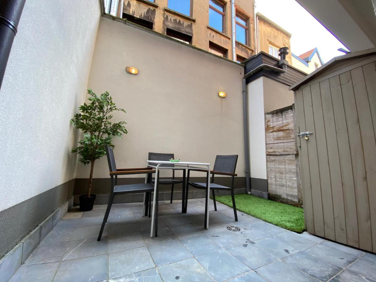 Modern Cozy Studio With Backyard Antwerp Exterior photo